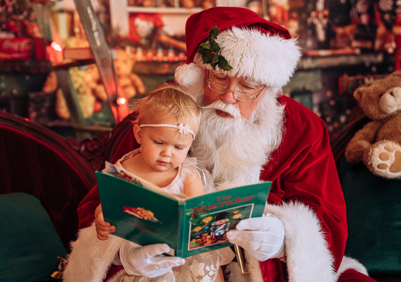 Santa photography at My Santa Experience by Gary Evans Photography