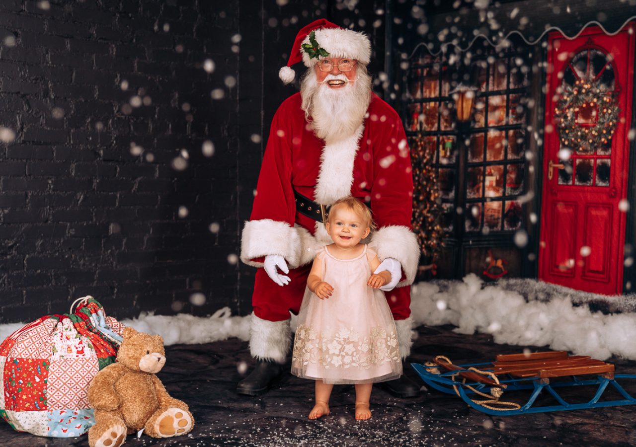 Santa photography at My Santa Experience by Gary Evans Photography