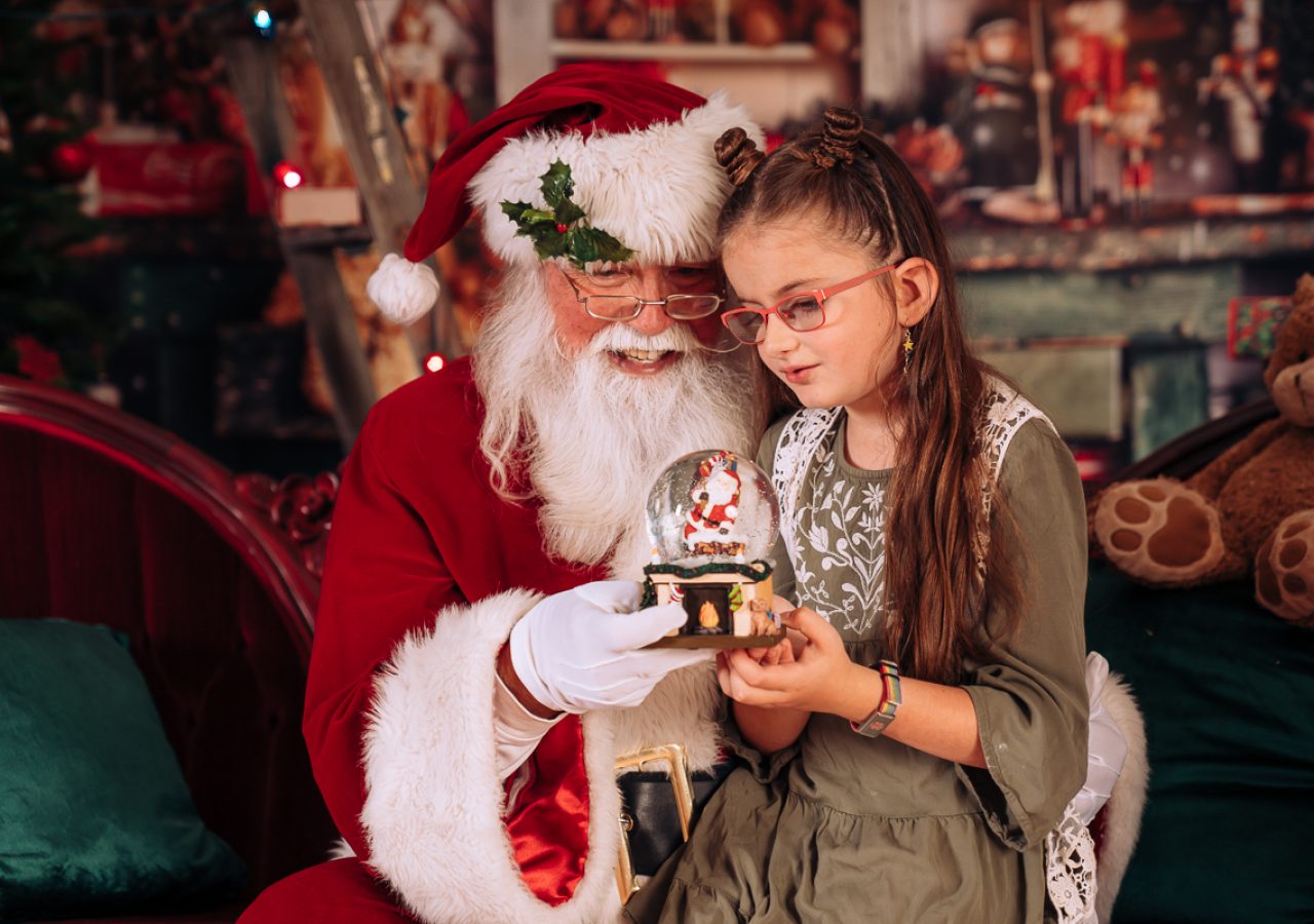 Santa photography at My Santa Experience by Gary Evans Photography