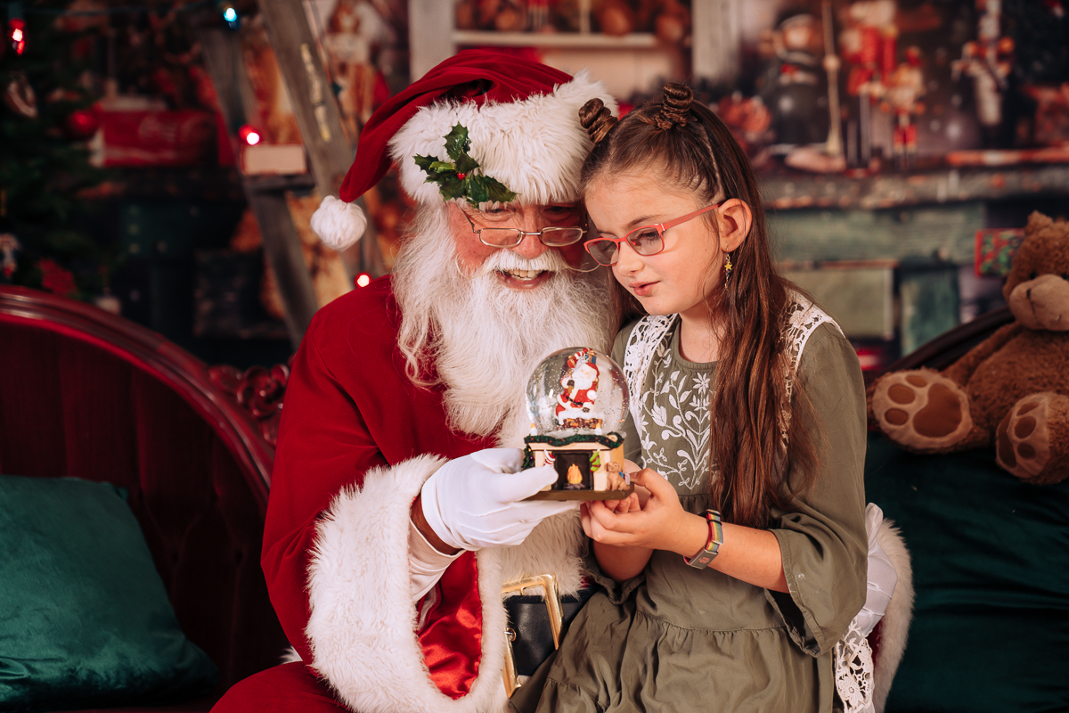 Santa photography at My Santa Experience by Gary Evans Photography