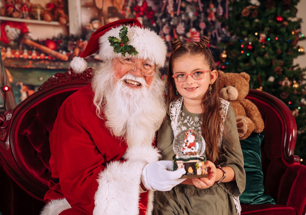 Santa photography at My Santa Experience by Gary Evans Photography