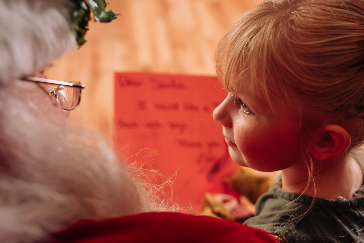 Santa reading list at My Santa Experience by Gary Evans Photography