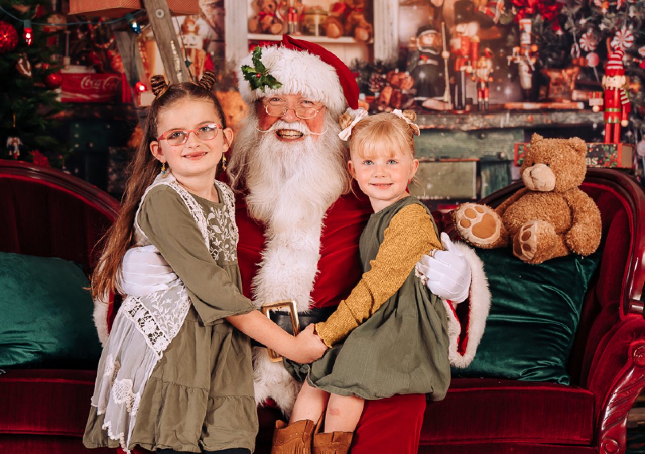 Santa photography at My Santa Experience by Gary Evans Photography