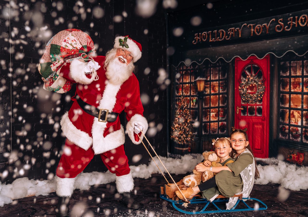 Santa photography at My Santa Experience by Gary Evans Photography