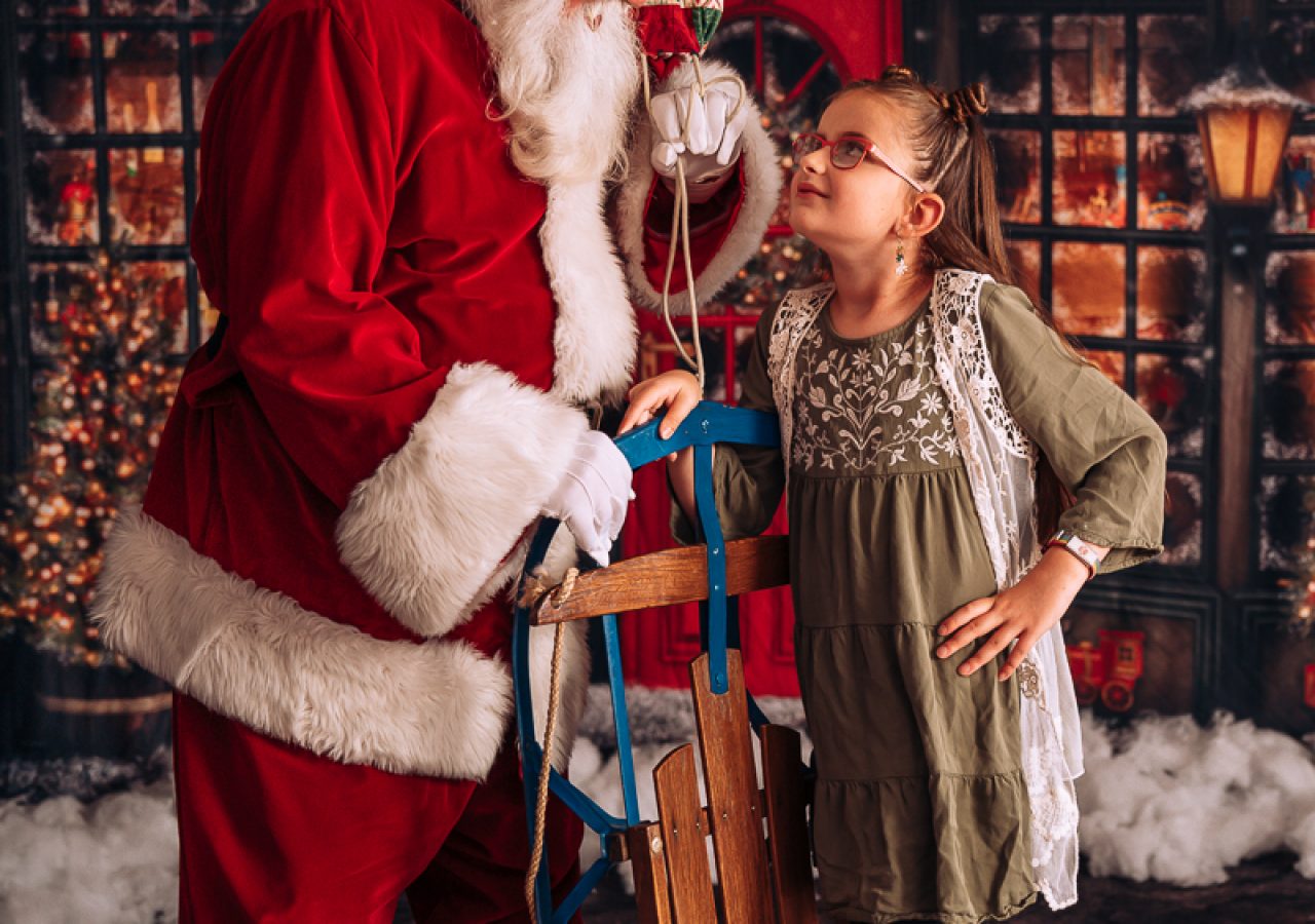 Santa photography at My Santa Experience by Gary Evans Photography