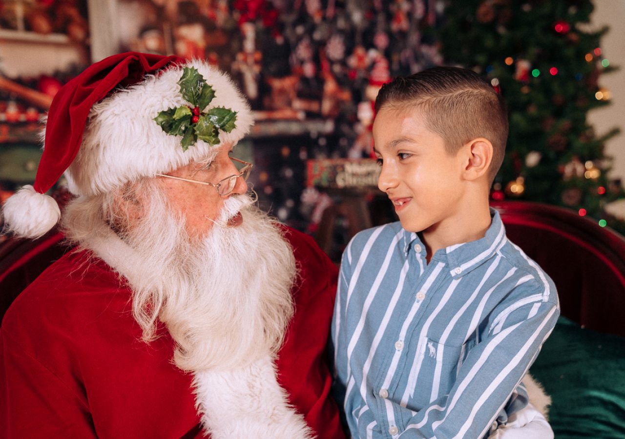 Santa photography at My Santa Experience by Gary Evans Photography