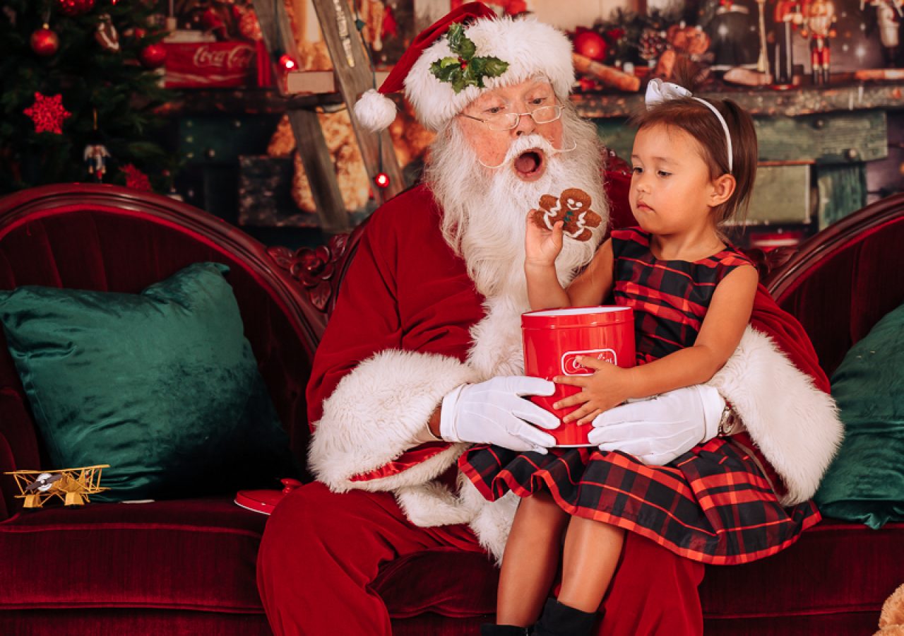 Santa photography at My Santa Experience by Gary Evans Photography